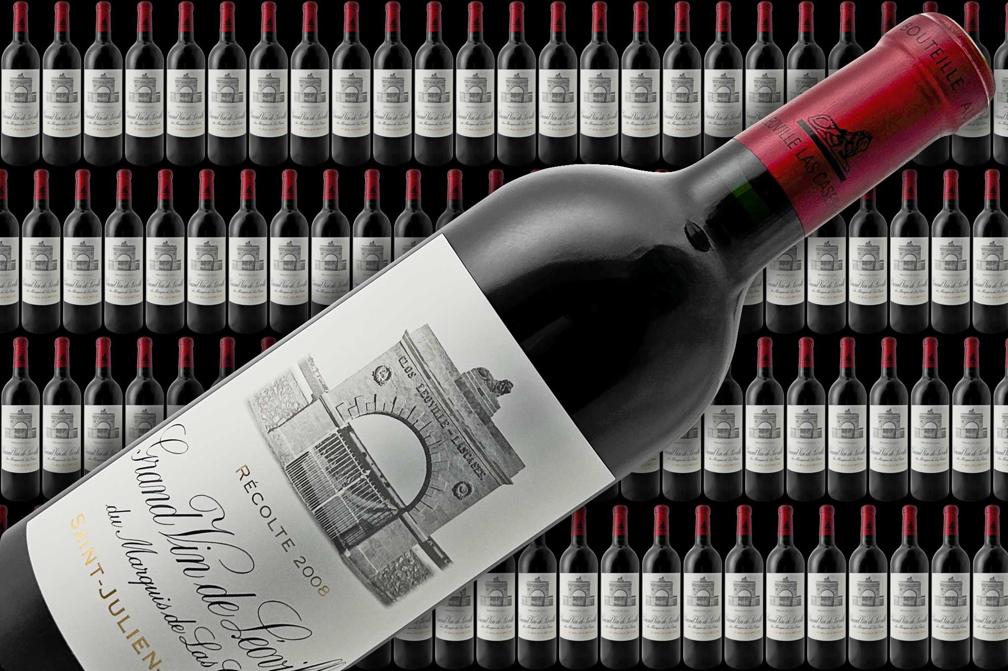 Der Banner zeigt viele Weinflaschen im Hintergrund und im Vordergrund eine Flasche Rotwein von dem Weingut Chateau Leoville las Cases.