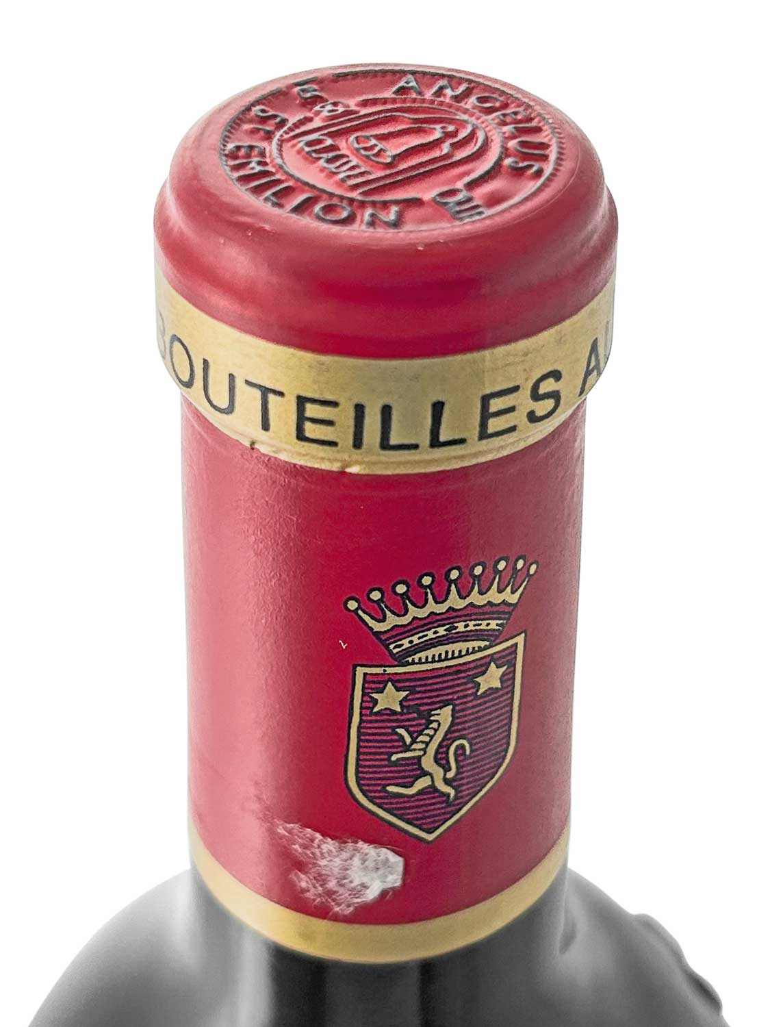 Kapsel einer Weinflasche von Chateau Angelus 2006