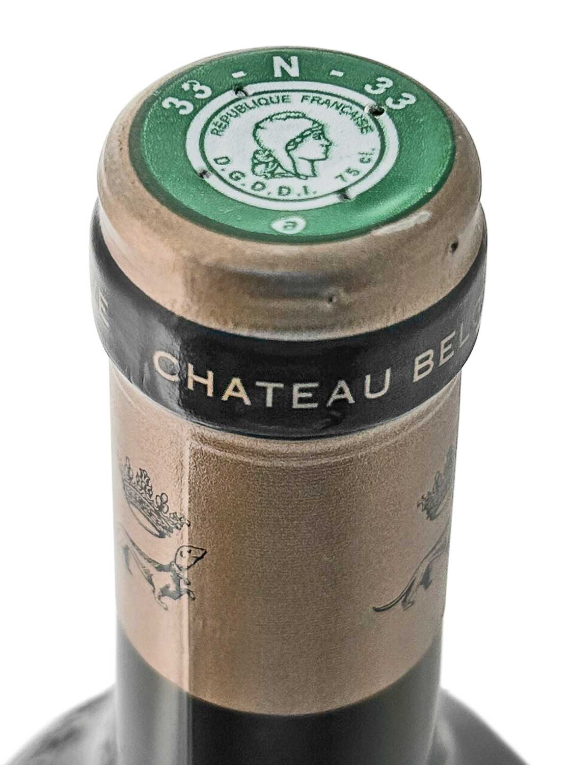 Eine Kapsel einer Weinflasche von Chateau Belgrave 2019