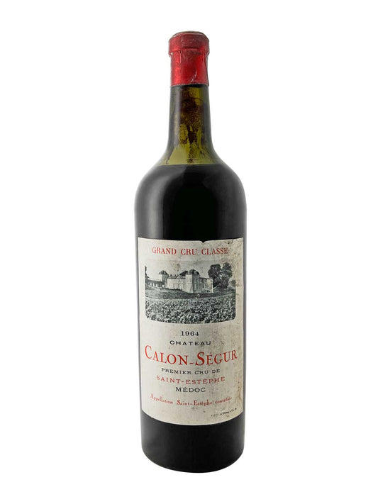 Eine Weinflasche von Chateau Calon Segur 1964