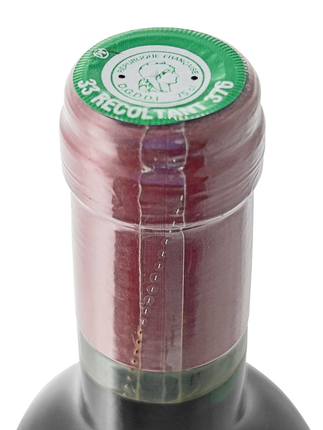 Kapsel einer Weinflasche von Chateau Figeac 2000