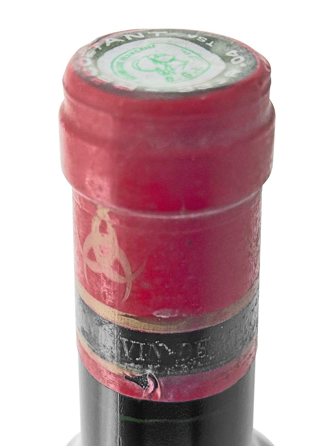 Kapsel einer Weinflasche von Chateau Haut Bailly 1977