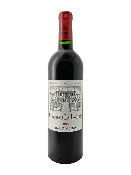 Eine Weinflasche von Chateau la Lagune 2007