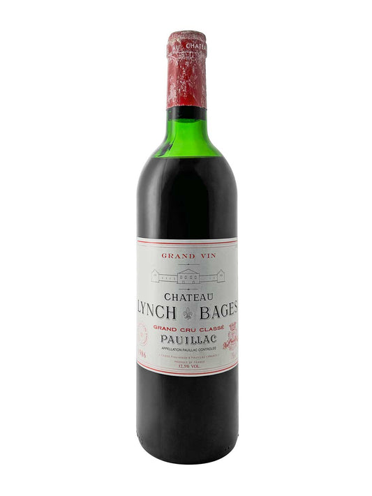 Eine Weinflasche von Chateau Lynch Bages 1986