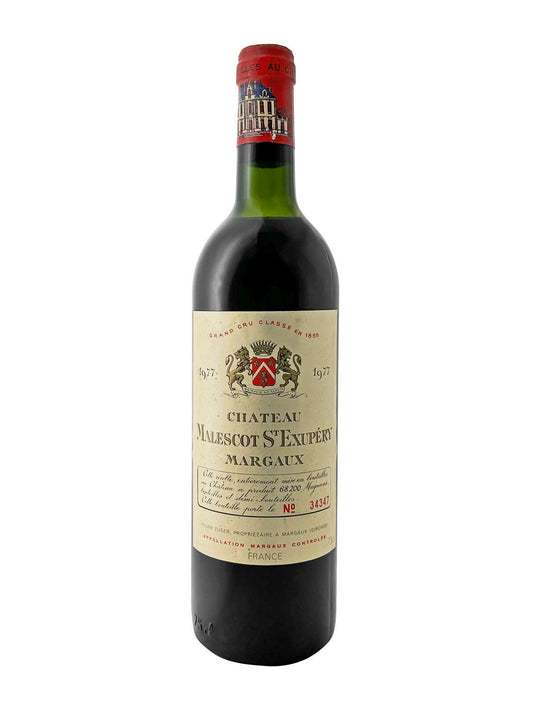 Eine Weinflasche von Chateau Malescot St. Exupery 1977