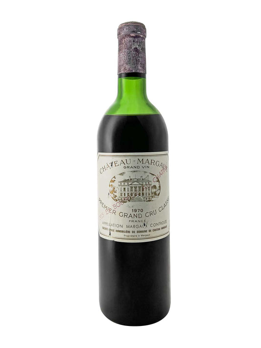 Eine Weinflasche von Chateau Margaux 1970