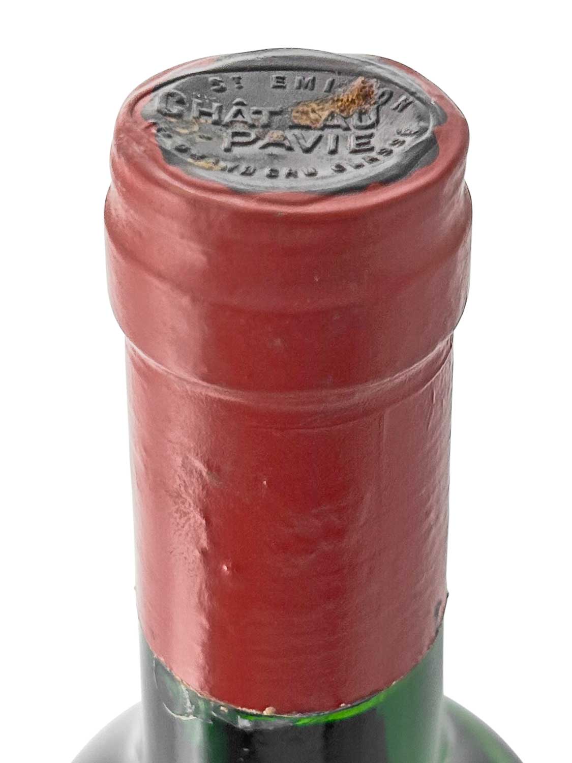 Kapsel einer Weinflasche von Chateau Pavie 1986