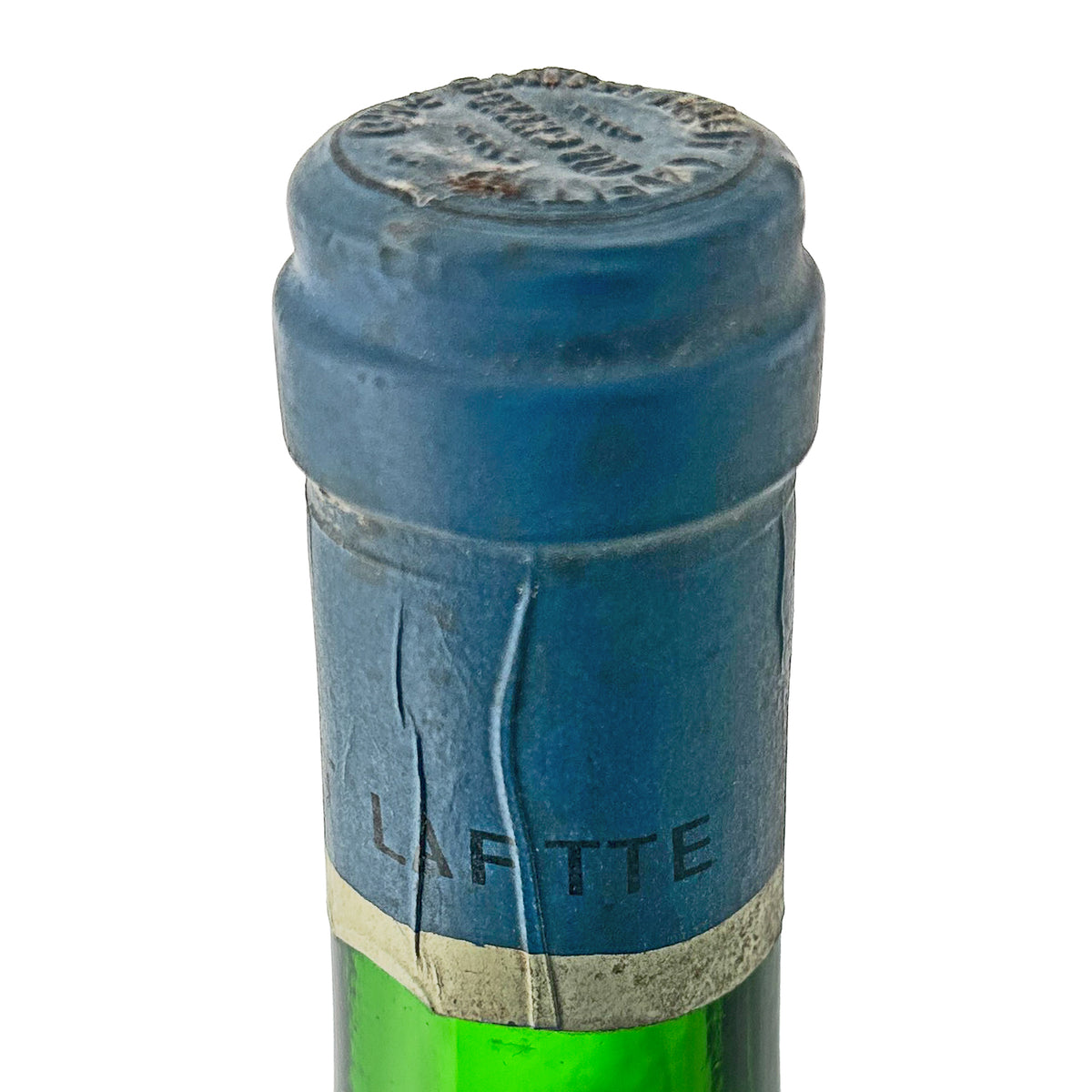 Château Smith Haut Lafitte 1966 Kapsel-Nahaufnahme mit sichtbaren Knicken und Château-Prägung