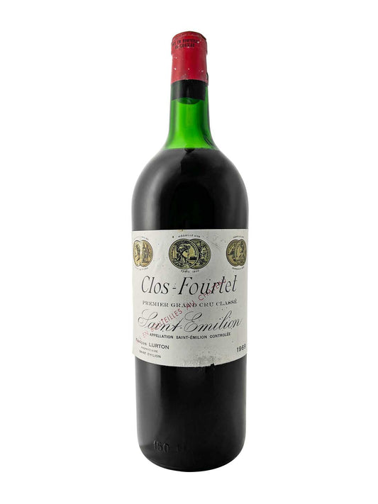 Eine Magnum Weinflasche von Clos Fourtet 1969