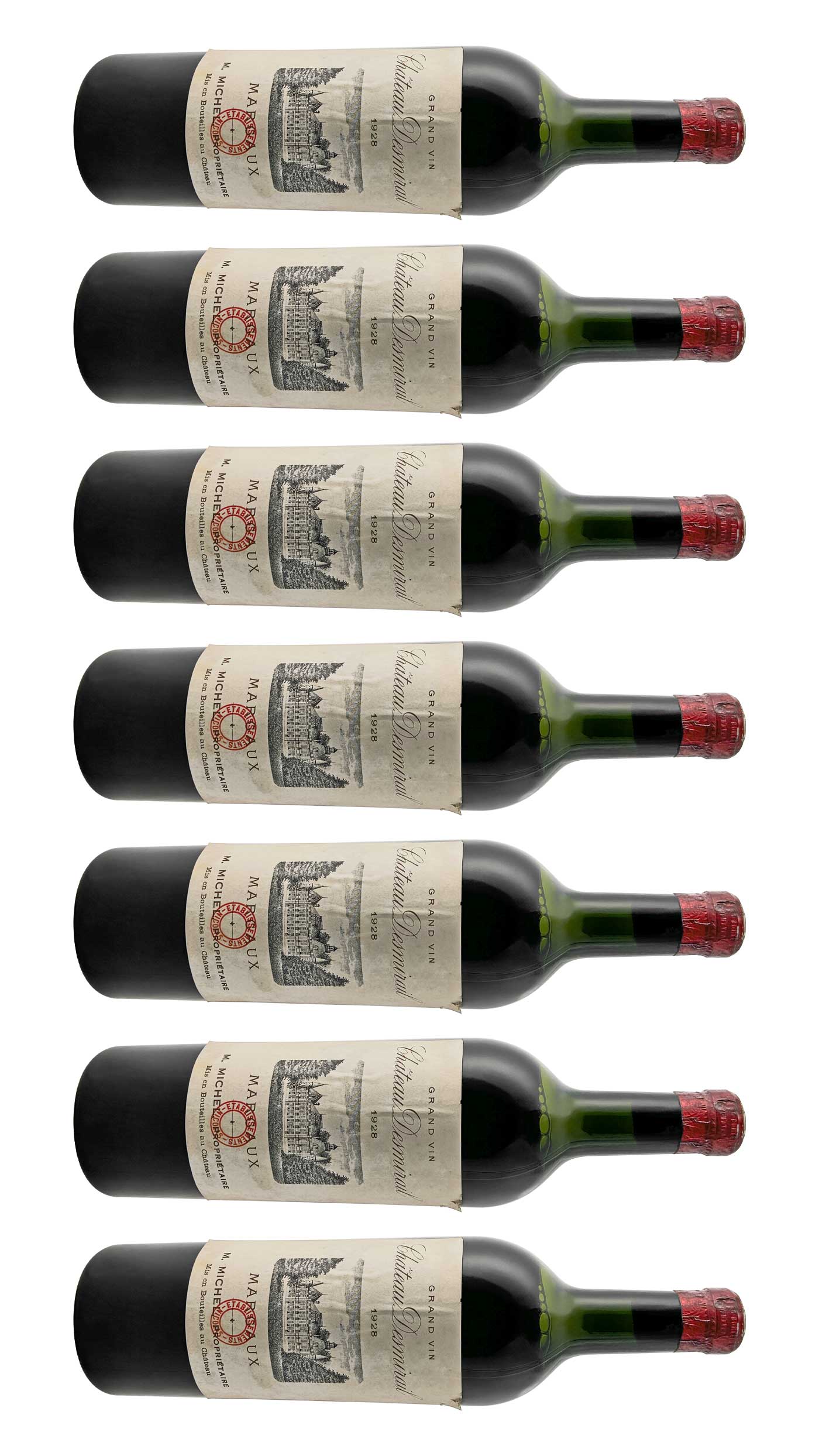 Mehrere Weinflaschen mit Rotwein von Chateau Desmirail