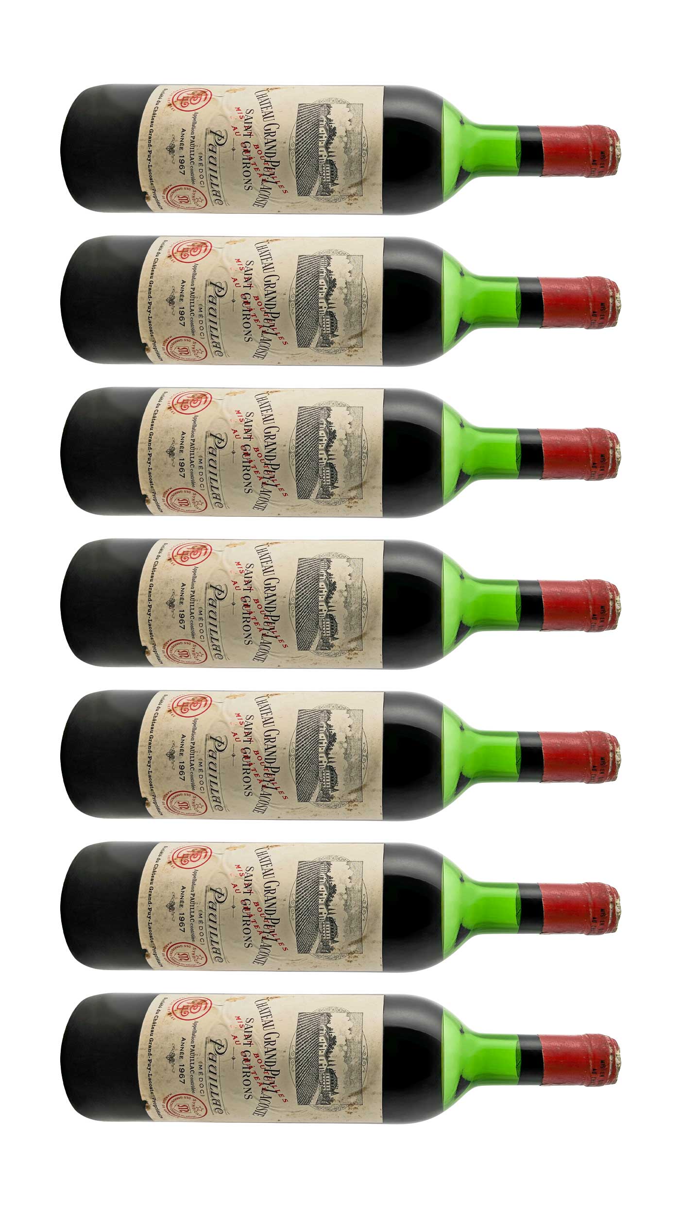 Sieben Flaschen Château Grand-Puy-Lacoste Rotwein mit grünem Hals und rotem Verschluss, Etikett mit Weingutabbildung und Text.