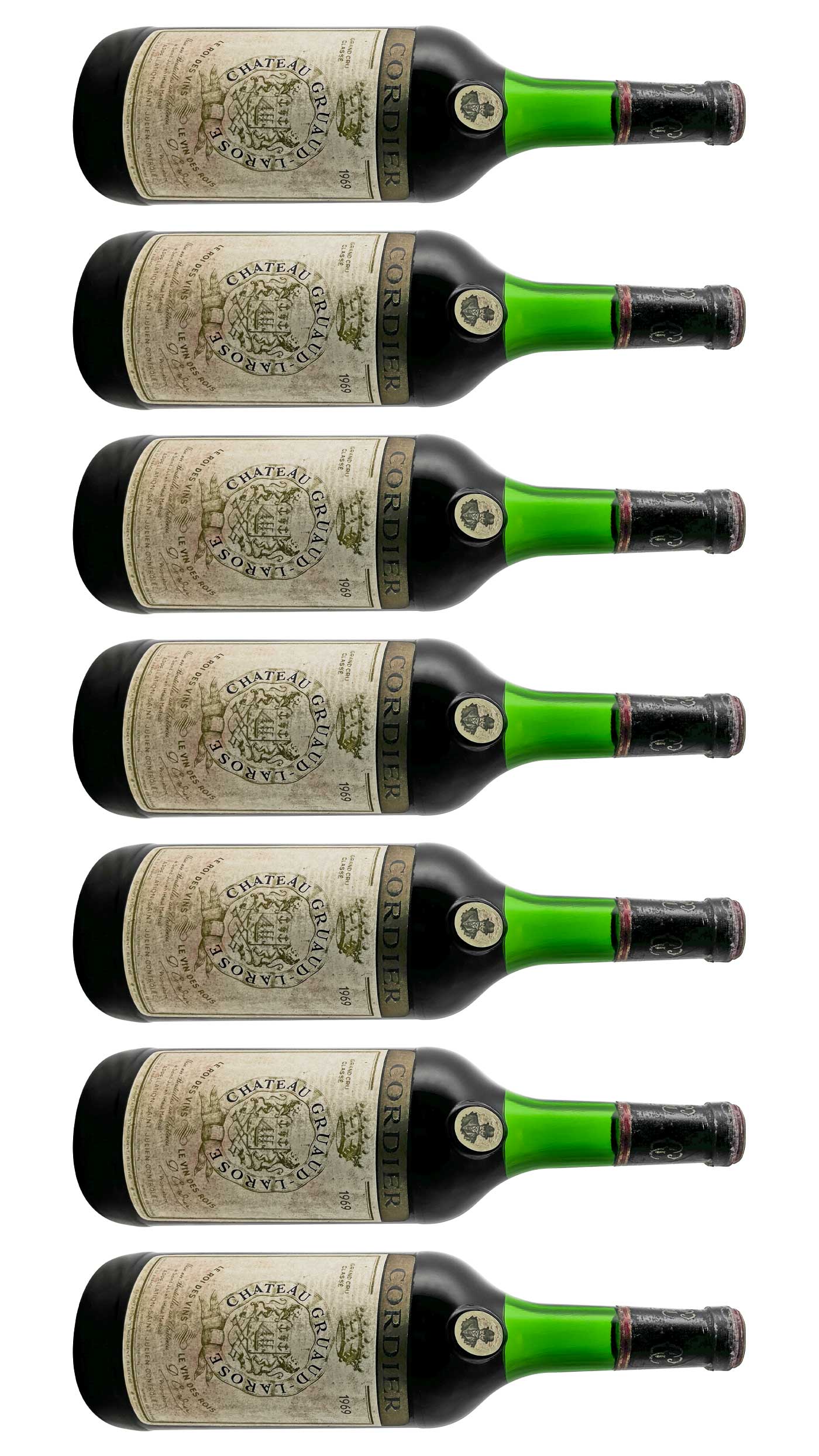 Mehrere Weinflaschen mit Rotwein von Chateau Gruaud Larose