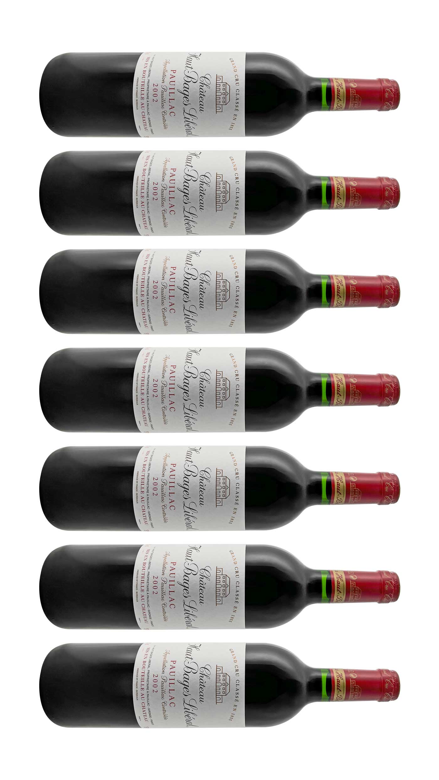 Mehrere Weinflaschen mit Rotwein von Chateau Haut Bages Liberal