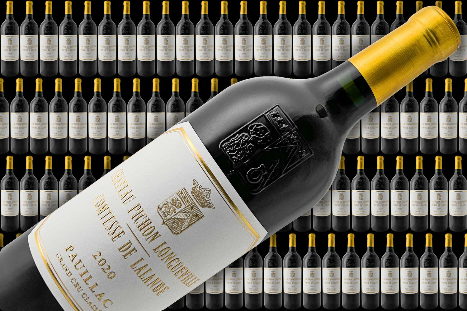 Der Banner zeigt viele Weinflaschen im Hintergrund und im Vordergrund eine Flasche Rotwein von dem Weingut Chateau Pichon Longueville Comtesse de Lalande.