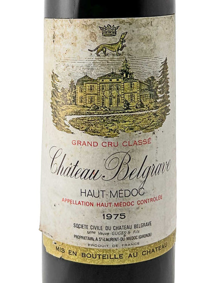 Weinflaschenetikett mit Illustration eines Herrenhauses, Text 'Château Belgrave', 'Grand Cru Classé', 'Haut-Médoc', Jahrgang 1975 und weiteren Angaben zur Herkunft und Abfüllung