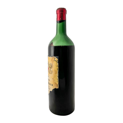 Château Calon-Ségur 1954 im Profil, Flaschenschulter und Kapsel ohne sichtbares Etikett