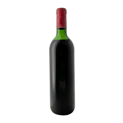 Château Latour 1965 im Profil, Etikettenrand und Kapsel mit Löwen-und-Turm-Wappen