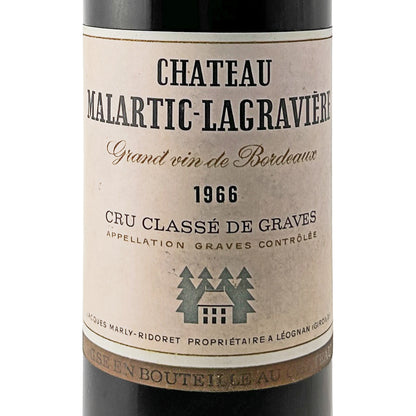 Château Malartic-Lagravière 1966 Etikett in Nahaufnahme, Cru Classé de Graves, Appellation Graves Contrôlée
