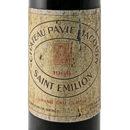 Château Pavie-Macquin 1966 Etikett in Nahaufnahme mit rotem Wappen, Jahrgang 1966 und Aufdruck Grand Cru Classé