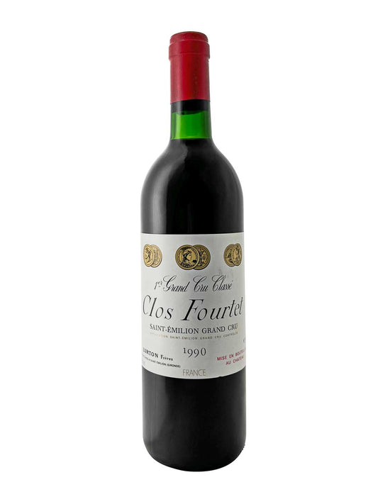 Eine Weinflasche von Clos Fourtet 1990